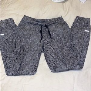 Lululemon joggers